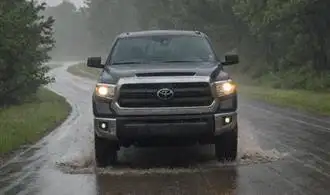 Tundra Windshield Wiper Maintenance Tips